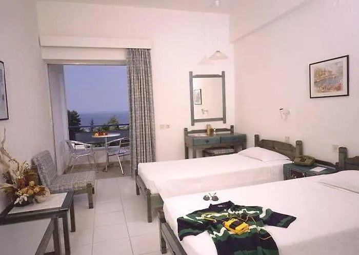 Gerakina Beach Szálloda 3*