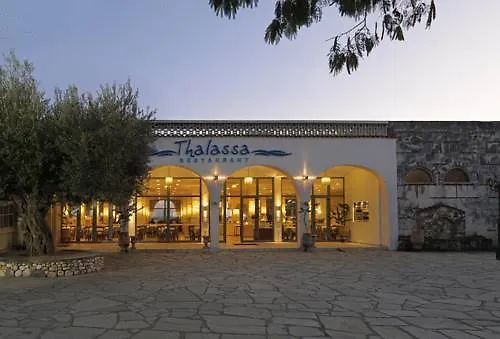 Gerakina Beach 3*