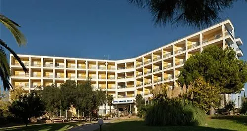 Gerakina Beach