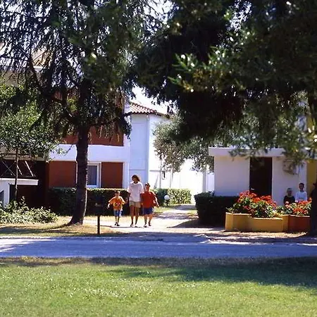 Gerakina Beach Hotel